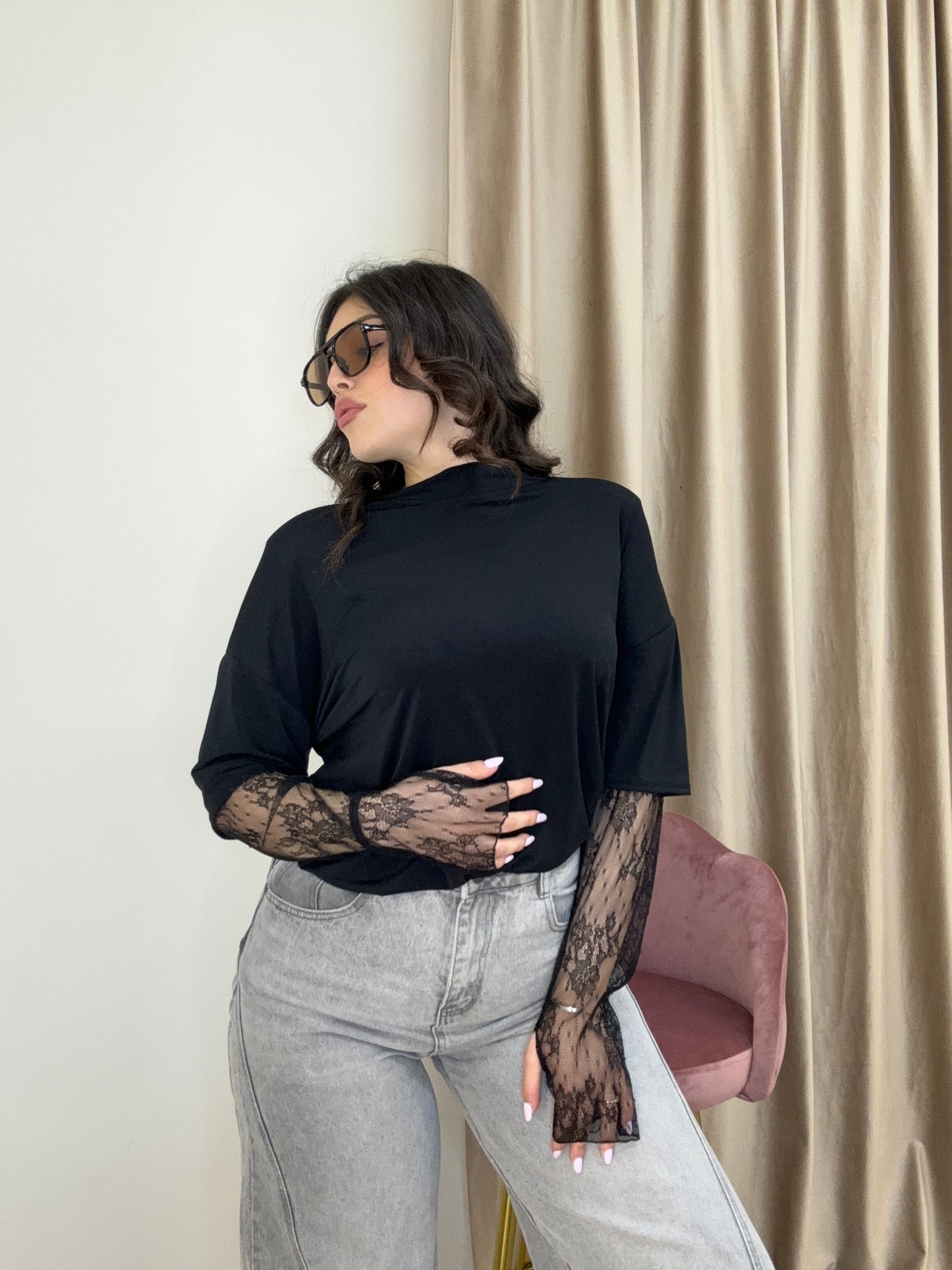 Maglia manica pizzo