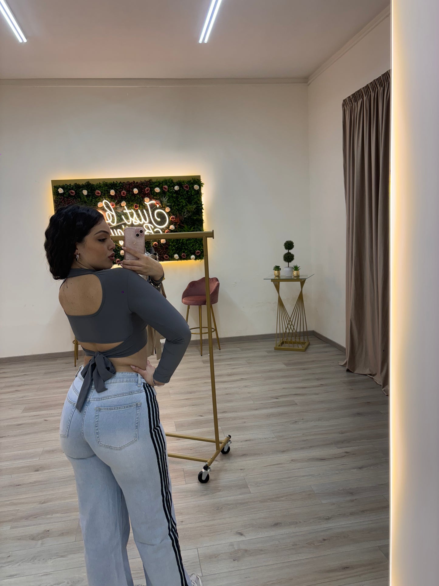 Jeans con righe laterali