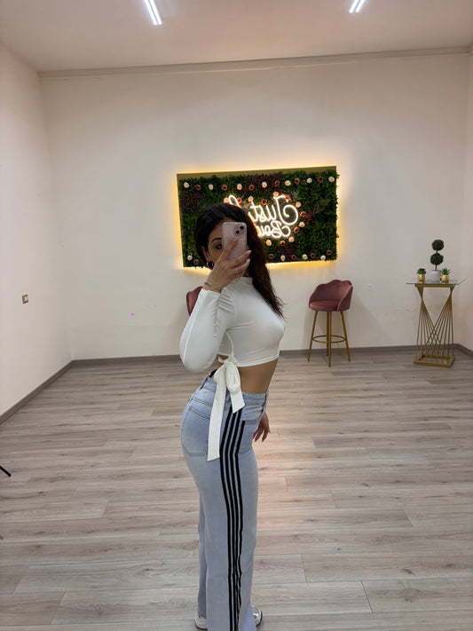 Jeans con righe laterali